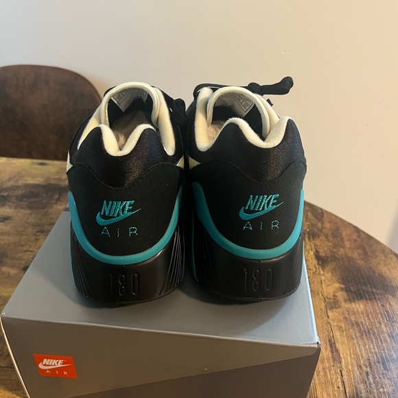 Nike Air Max 180 Black Teal Sneakers - Picture 2 of 5